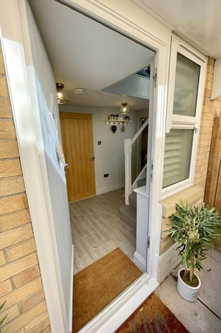 Vila Bournecoast: Beautiful Two Bed Coach House-Hb5458 Bournemouth Exteriér fotografie